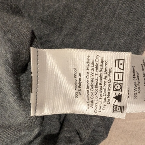 First Ascend Merino wool base layer - Picture 6 of 11